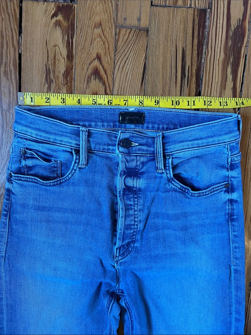 MOTHER The Tripper Ankle Jeans